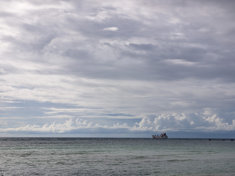 Seas
Boat on the high seas
